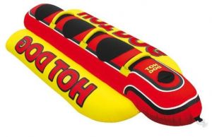 Gonfiabile da Traino KWIK TEK Airhead Hot Dog - 260x110cm - 3 Persone - Modello Banana #OS6495600